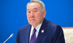 Нұрсұлтан Назарбаев саясатта қала береді – Әшімбаев